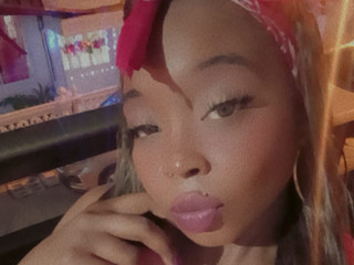 CHILLING FAR FAR AWAY