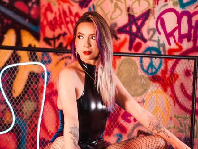 samantha-dimou