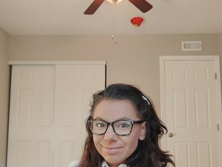 I Am A Brunette! I'm 36 Years Of Age, I Am Named FuunSize