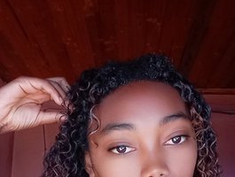 Watch  Aliah8 live on BongaCams