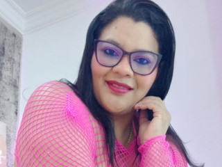 Curvy Heaven Moments