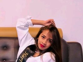 Clarasexy live cam model at BongaCams