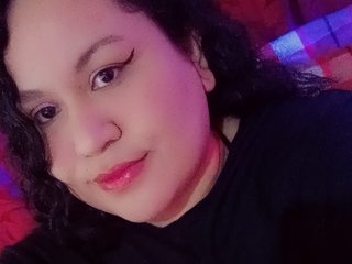 I'm 29 Years Old And A Live Chat Pretty Sweet Thing Is What I Am And I Am A Brunette