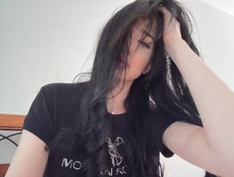 Watch  pinklildoll live on BongaCams
