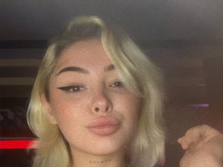 I Am A Blonde! Paris Is Where I Live! I Am Named DivineCoco