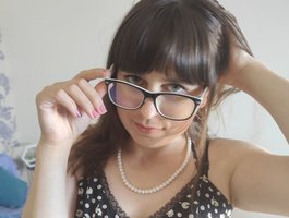 Watch  NaomiiWix live on BongaCams