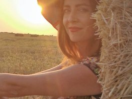 Vre-di-na live cam model at BongaCams