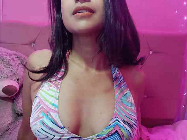 CanelaEbony19