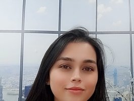 naylahot18 webcam model