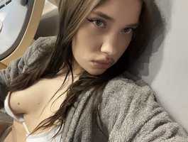Glossmixdoll