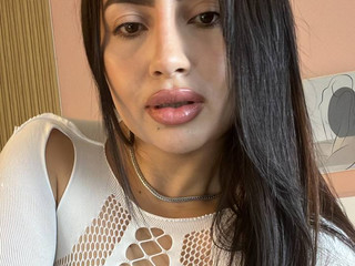 This is pause, skin and attitude 🖤