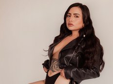 الصورة الرمزية لـZaraVesari