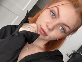 Watch  AngelEve live on BongaCams