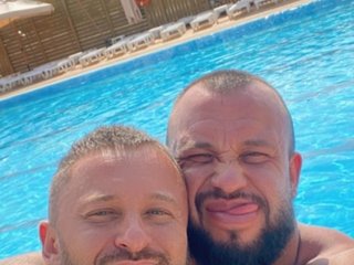 We Are A Camming Dreamy Twosome, Our Age Is 34 Years Old