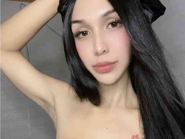 AsianCutieecum