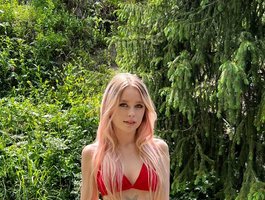 Watch  viktarina live on BongaCams