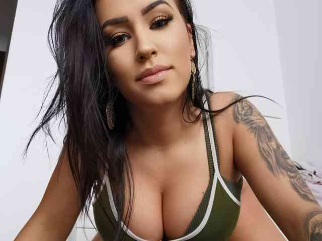 hotmorenaxxx