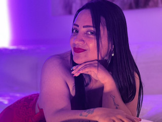 Here sensuality is not shown all at once: it is bu