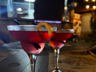 Культурно выпиваем)