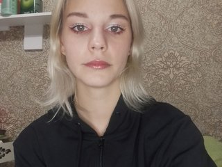 A Sex Webcam Pleasing Bimbo Is What I Am And I Am A Blonde