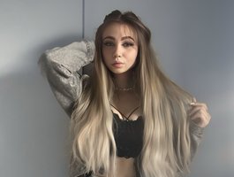 LilyHotLive Webcam