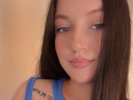 Webcam model DiLovex from BongaCams