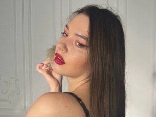 Live трансляция PaulineShy - Runet.cam