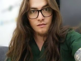 I'm 38 Years Of Age! Quito Is Where I Live