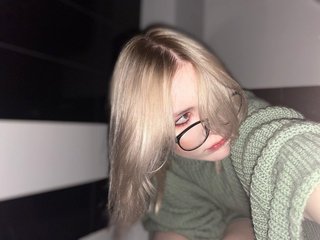 Live трансляция AliceMann - Runet.cam