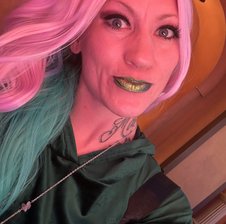 VeroniikaHostile