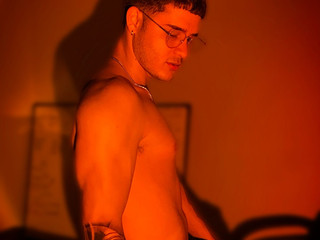 I'm ready to cum for you 💦💦