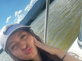 Live трансляция Lasira - hotxchat.com