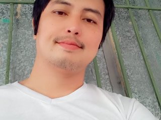 I Am A Brunette, My BongaCams Model Name Is Stephen84
