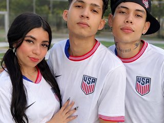 Live трансляция InnocentLooksex - hotxchat.com