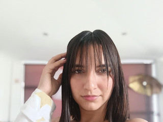 Filming in my studio 🎞️📽️ Foxy mode 🦊