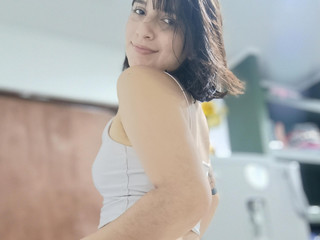 No touching allowed… but look ❤️‍🔥🫣