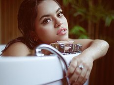 الصورة الرمزية لـAnneMallow