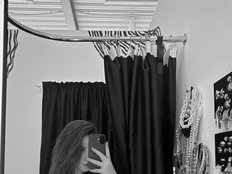 Olivia6911 Gallery Image 1