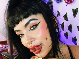 Nikiniki001 Profile Image