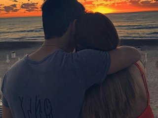 Live трансляция ToxyFoxy - Runet.cam