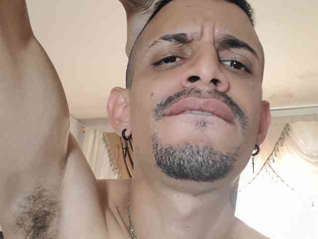 LATINMONSTER26CM
