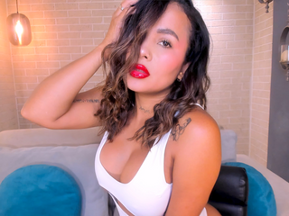 🌹Wanna lick my lips?🌹