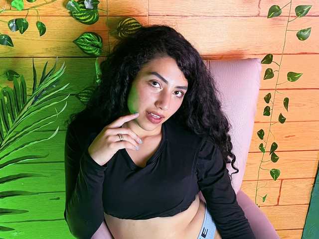 Nia-DAmore