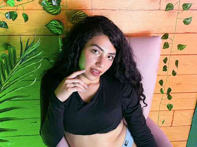 Nia-DAmore