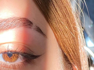 the color of eyes full of love