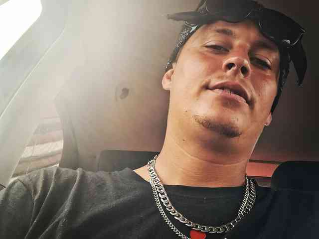 Goldmajk58