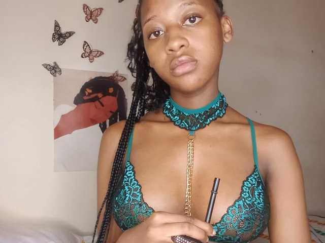 VelvetTits