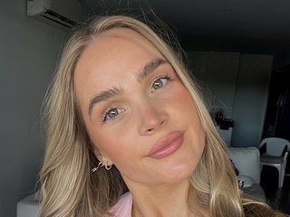 Live трансляция xo-madelinee - Runet.cam