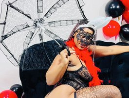LusiousBooty