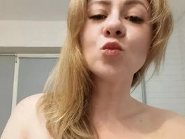 TeiaFenix - BongaCams cam model profile and statistics